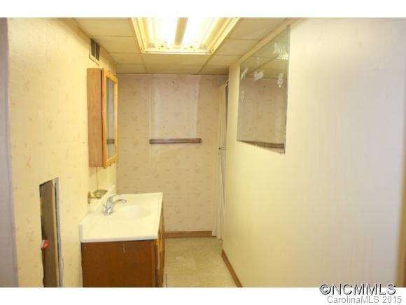 384 Emma Road - Photo 12