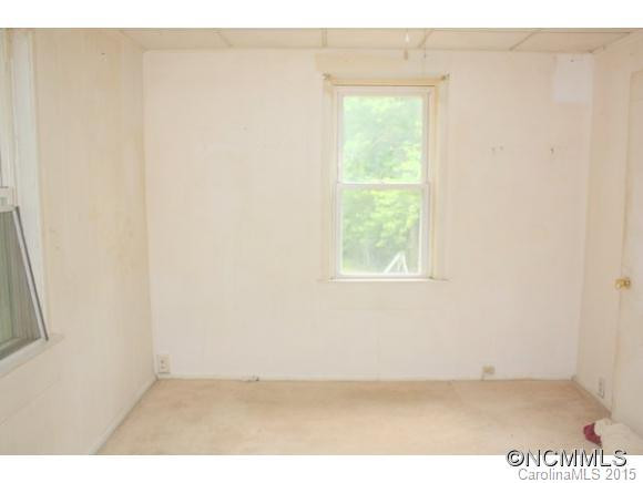 384 Emma Road - Photo 17