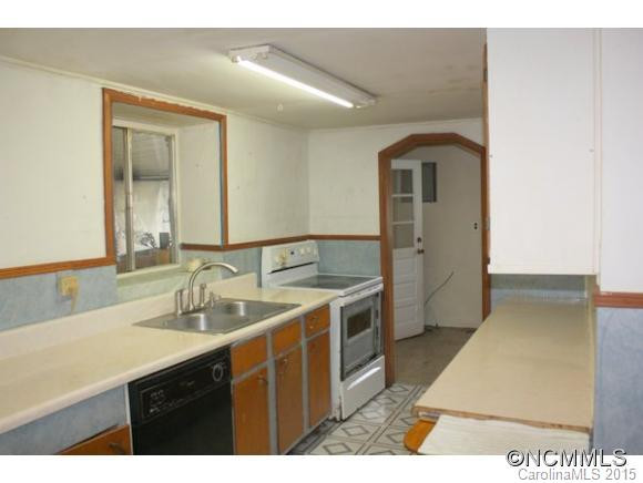 384 Emma Road - Photo 8