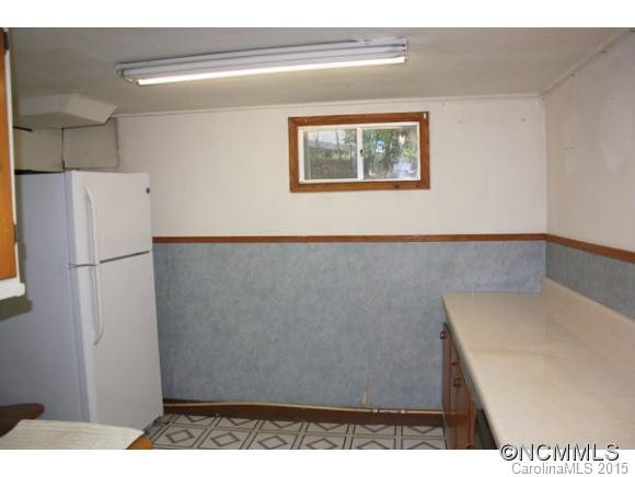 384 Emma Road - Photo 9