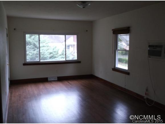 190 Oakdale Road - Photo 7