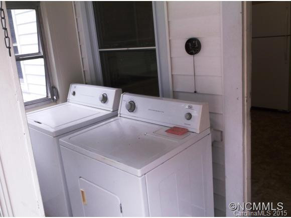 190 Oakdale Road - Photo 9