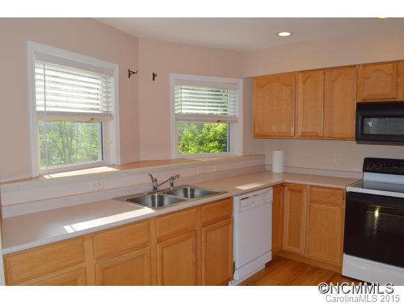 17 Greenview Drive - Photo 10