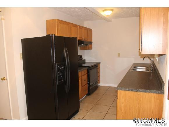 16 Evelake Drive - Photo 2