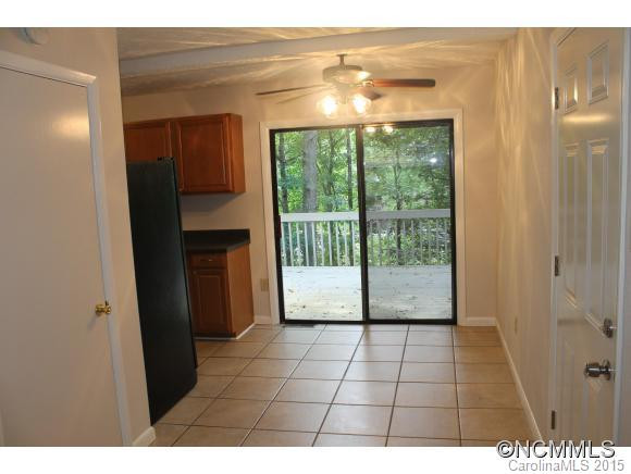 16 Evelake Drive - Photo 3