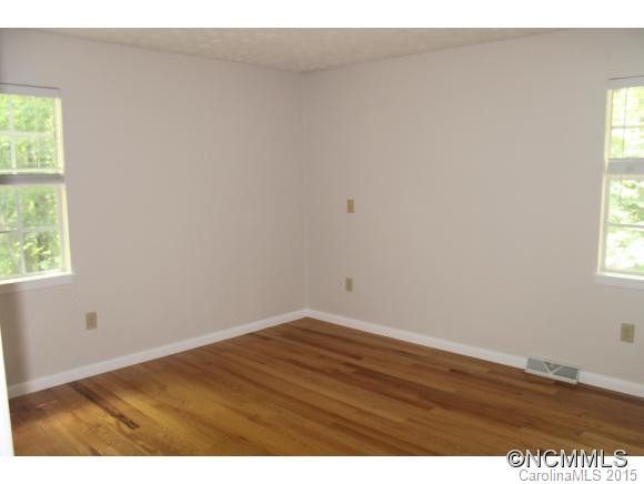 16 Evelake Drive - Photo 7