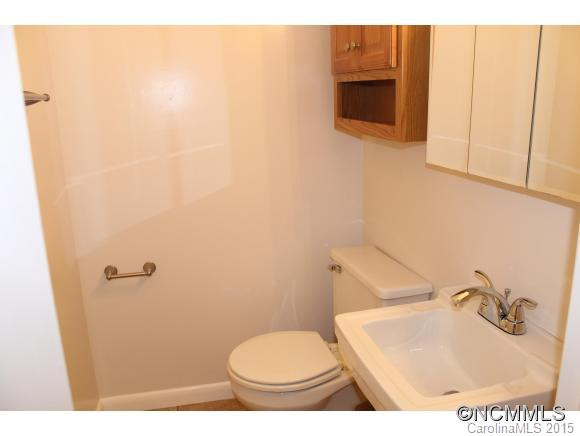 16 Evelake Drive - Photo 9
