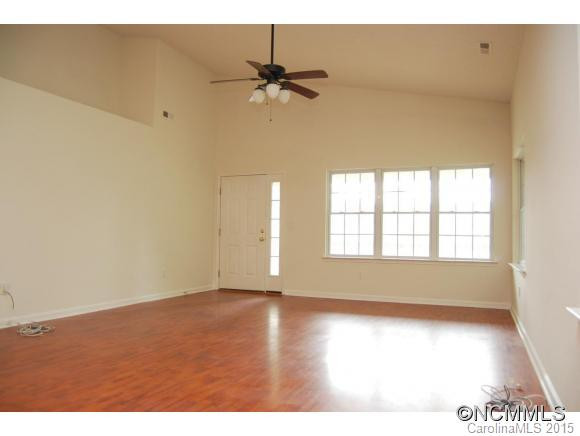 270 Karla Cir - Photo 5