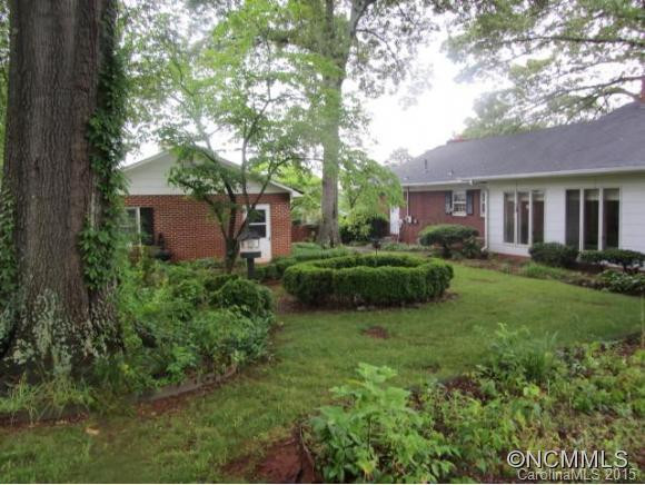 159 Elizabeth Avenue - Photo 14