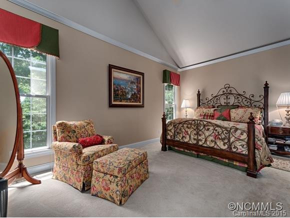 1050 COLUMBINE - Photo 12