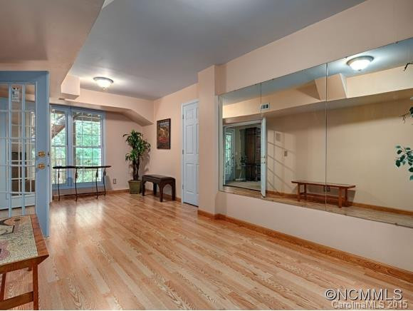 1050 COLUMBINE - Photo 21