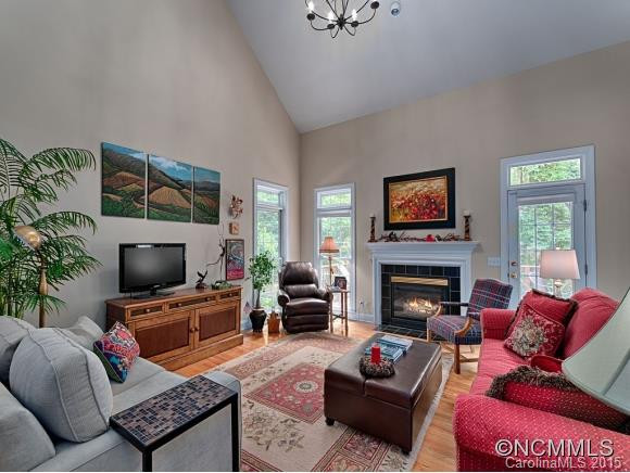 1050 COLUMBINE - Photo 6