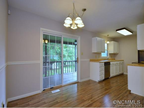 11 HICKORY DRIVE - Photo 4