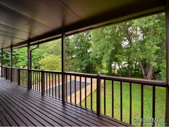 11 HICKORY DRIVE - Photo 10