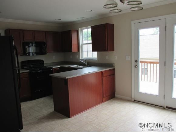 210 ALPINE RIDGE DRIVE - Photo 4