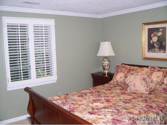 387 Evergreen Street - Photo 13