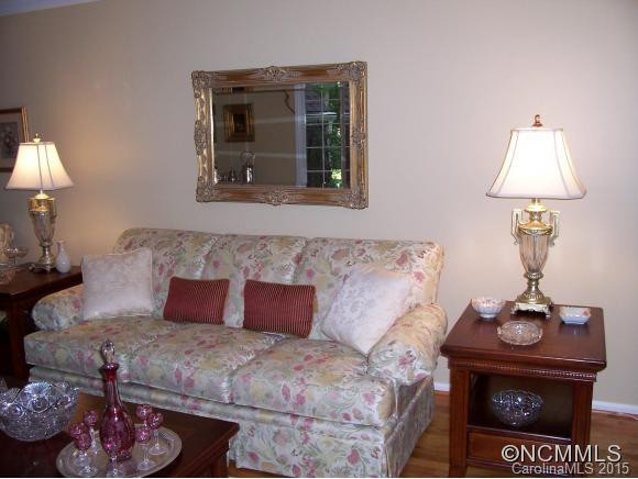 387 Evergreen Street - Photo 5