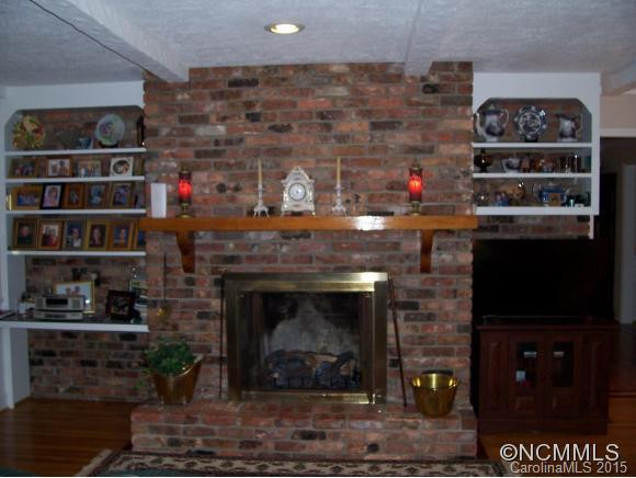387 Evergreen Street - Photo 10