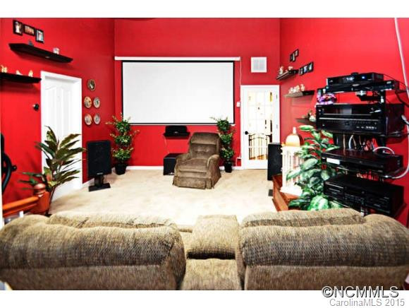 27 Stonebridge Drive - Photo 18
