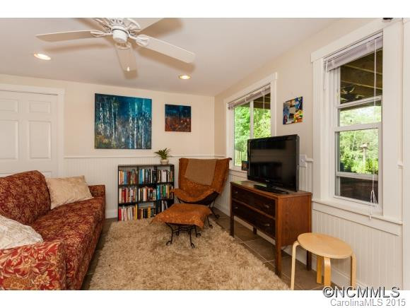 31 Skyland Circle - Photo 17