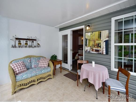 123 BIRKSHIRE WAY - Photo 12