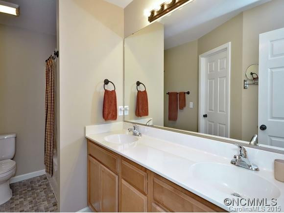 123 BIRKSHIRE WAY - Photo 8