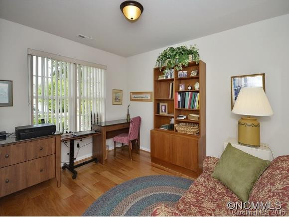 123 BIRKSHIRE WAY - Photo 9