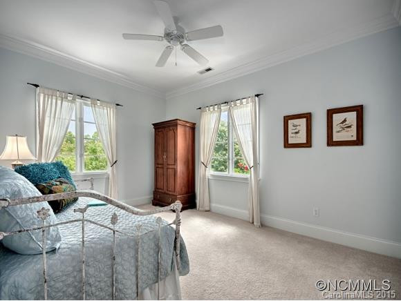 1061 Columbine Road - Photo 13