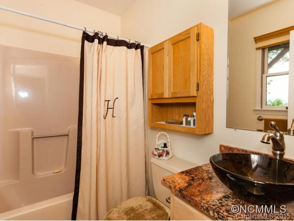 10 Caroline Dr - Photo 16