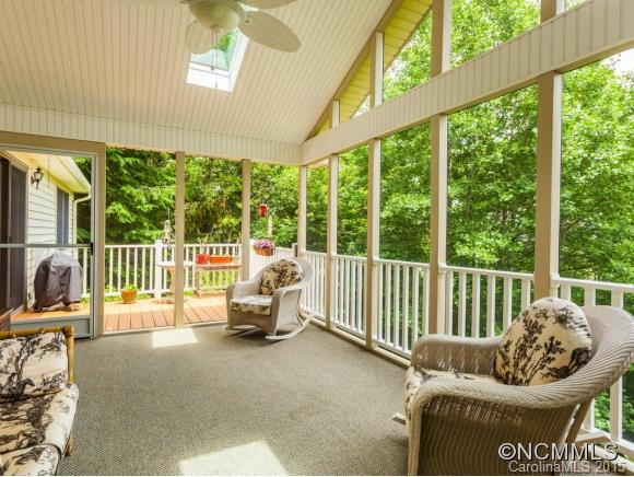 10 Caroline Dr - Photo 18