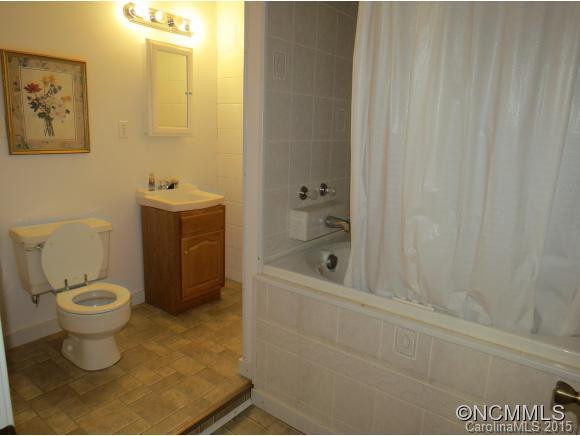 121 Bayberry Drive - Photo 11