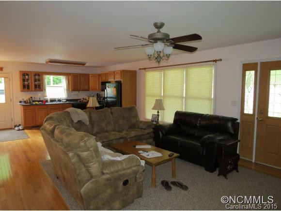 121 Bayberry Drive - Photo 7