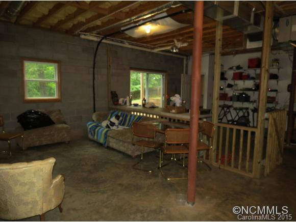 121 Bayberry Drive - Photo 10