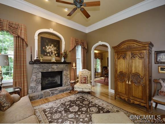 112 LAURA TRACE - Photo 5
