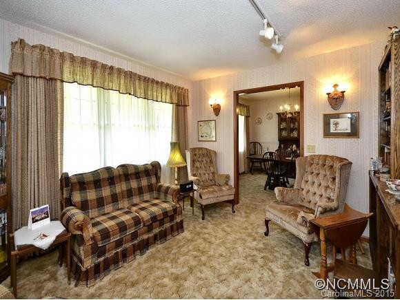 1 Carolewood Drive - Photo 2