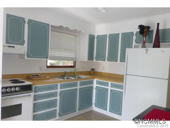 1179 Runway Drive - Photo 4