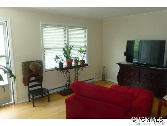 1179 Runway Drive - Photo 5