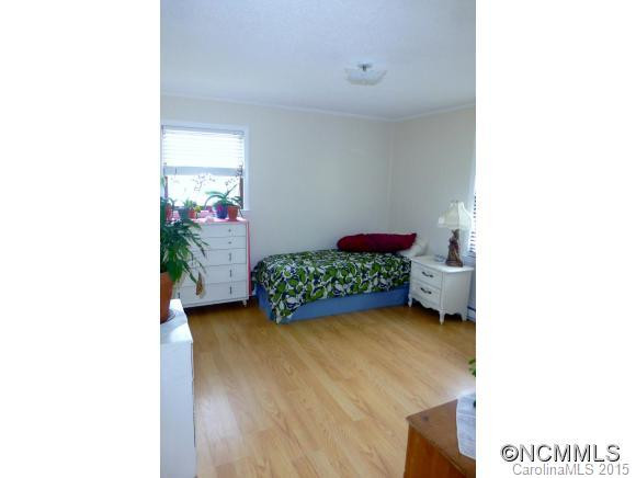 1179 Runway Drive - Photo 6