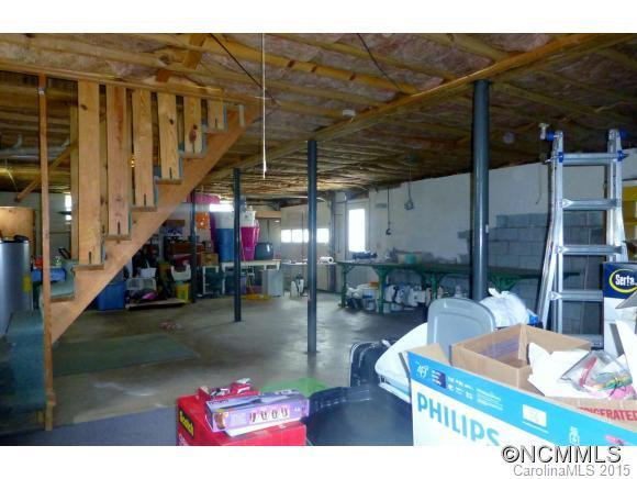 1179 Runway Drive - Photo 7