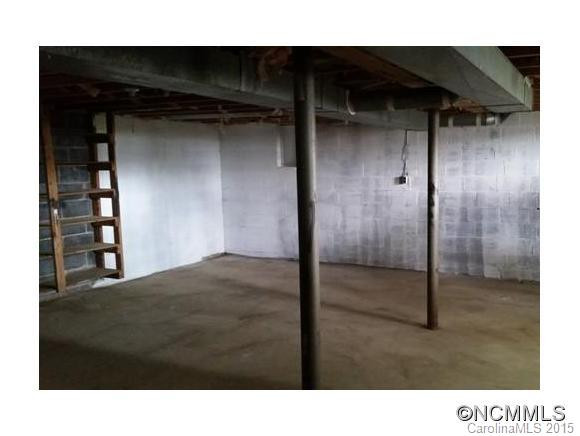 93 Laycock Road - Photo 11