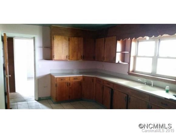 93 Laycock Road - Photo 8