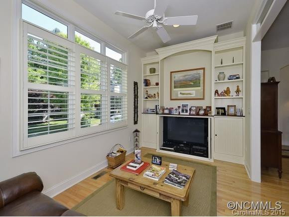 18 Halftimber Lane - Photo 5