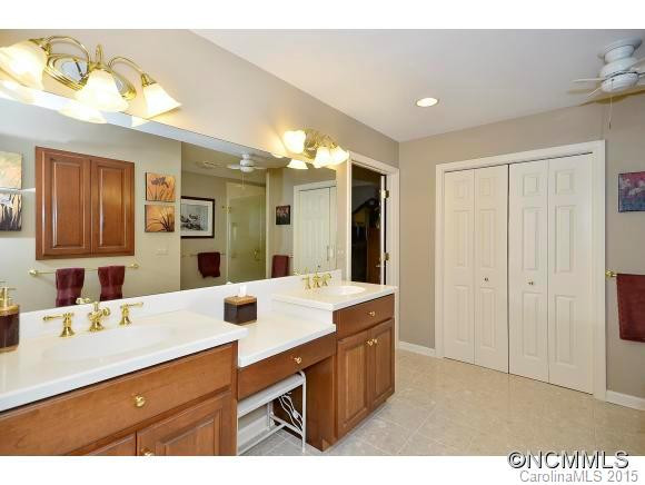 2504 Carriage Falls Court - Photo 15