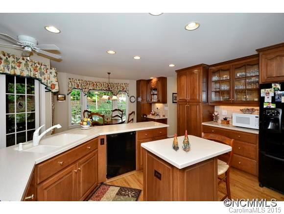 2504 Carriage Falls Court - Photo 10