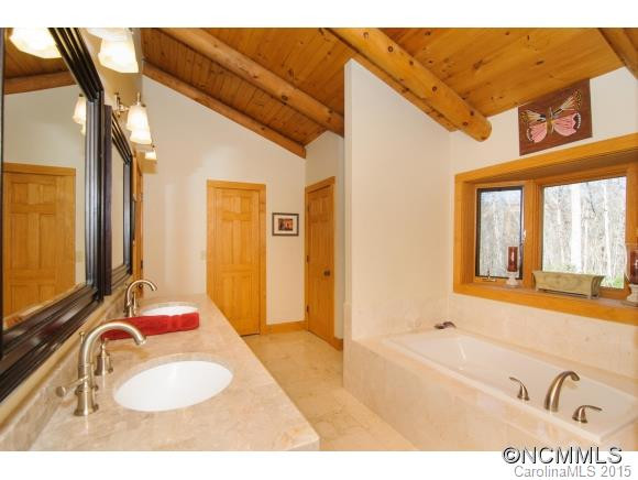 102 Carriage Dr - Photo 19