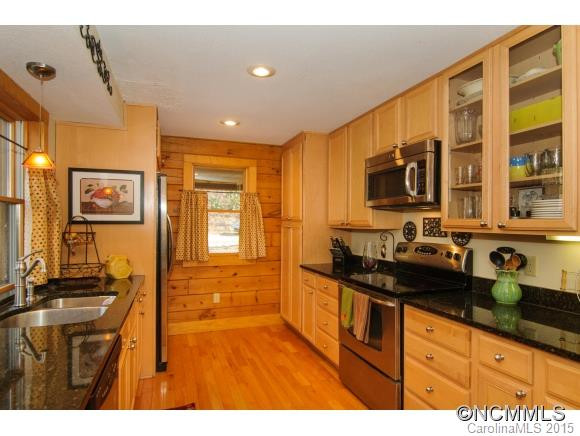 102 Carriage Dr - Photo 9