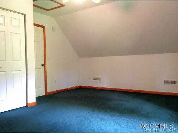 381 Hookers Gap Road - Photo 18