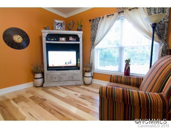 132 Lone Eagle Lane - Photo 2