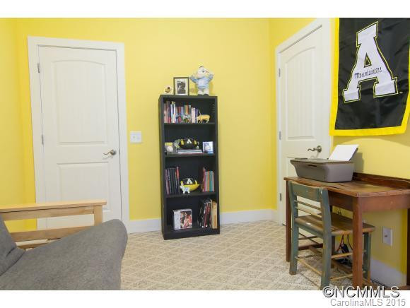 132 Lone Eagle Lane - Photo 13