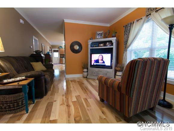 132 Lone Eagle Lane - Photo 4